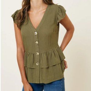 Button-down tiered ruffle hem top
